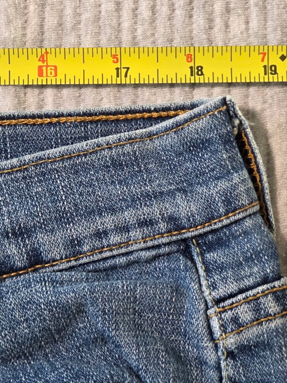 Levi's 515 Boot Cut Women's Jeans Size 16 Medium Stretch Blue Denim - Picture 4 of 7
